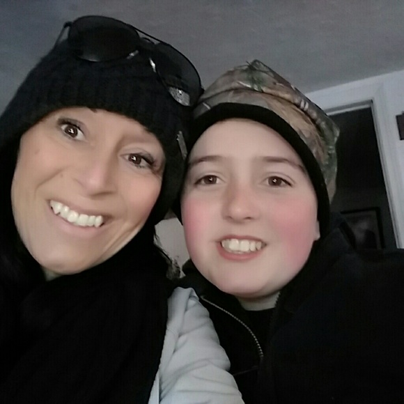 Meet your Posher, Aimee - Picture 3 of 5